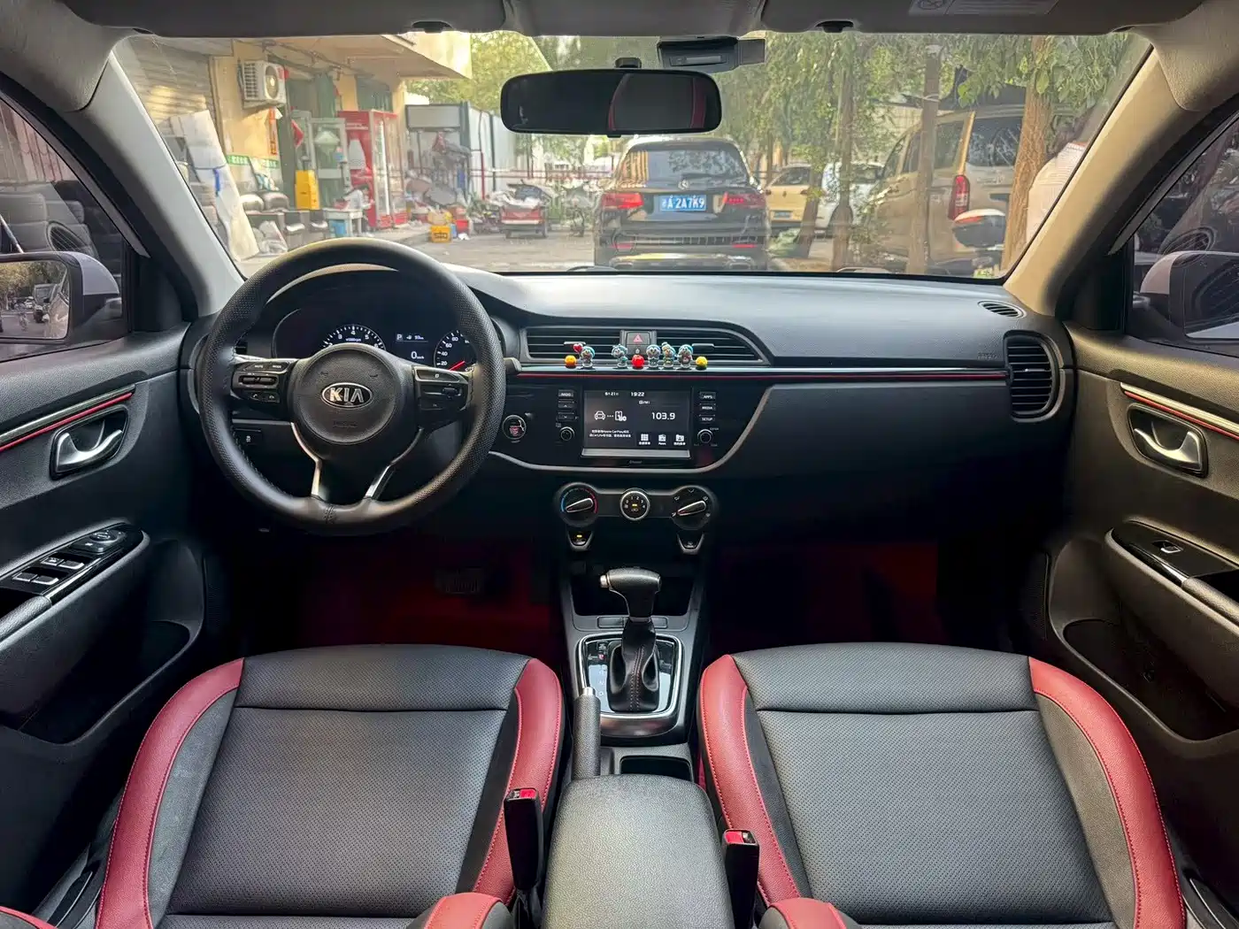 Kia KX CROSS 2018 2017 1.4L AT GLS