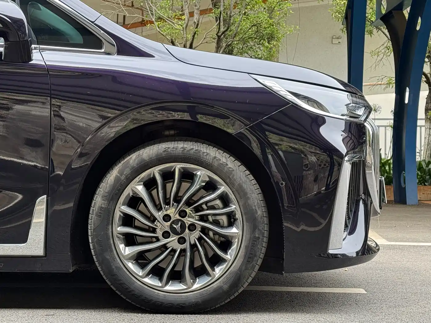 Voyah Auto Voyah Dreamer 2022 Low-carbon Dream+Smart Package фото 4