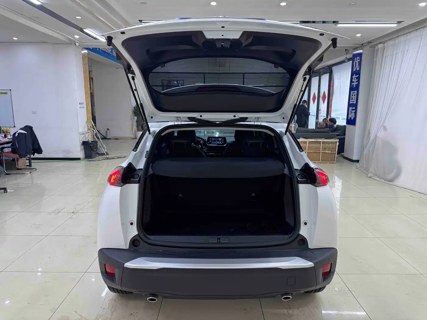 Peugeot 2008 2022 230THP THE ONE фото 20