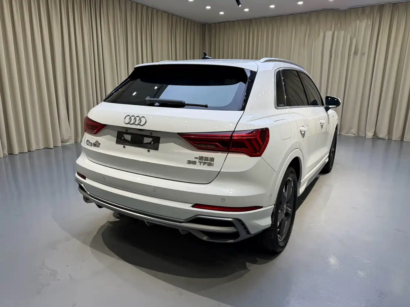 Audi Q3 2023 35 TFSI Fashion Dynamic (1.4T) фото 14