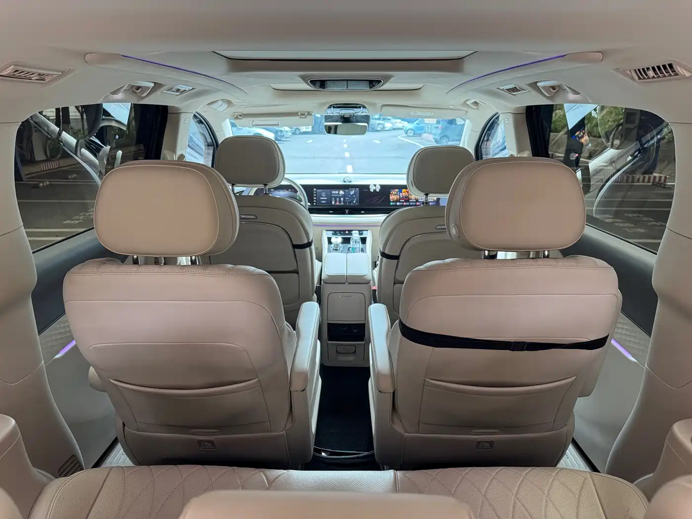 Voyah Auto Voyah Dreamer 2022 Low-carbon Dream+Smart Package фото 25