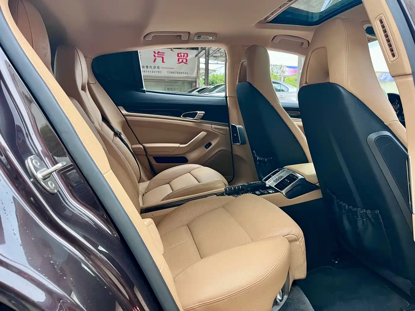 Porsche Panamera 2016 Panamera Edition 3.0T фото 12