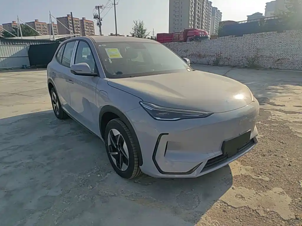 Фото 4 - Geely Galaxy Galaxy E5