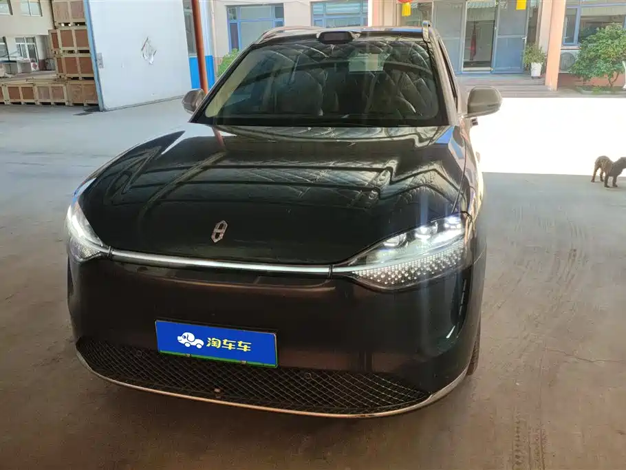 AITO Wenjie AITO M9 2024 Pure Electric Max Edition 100kWh 6-Seater фото 2