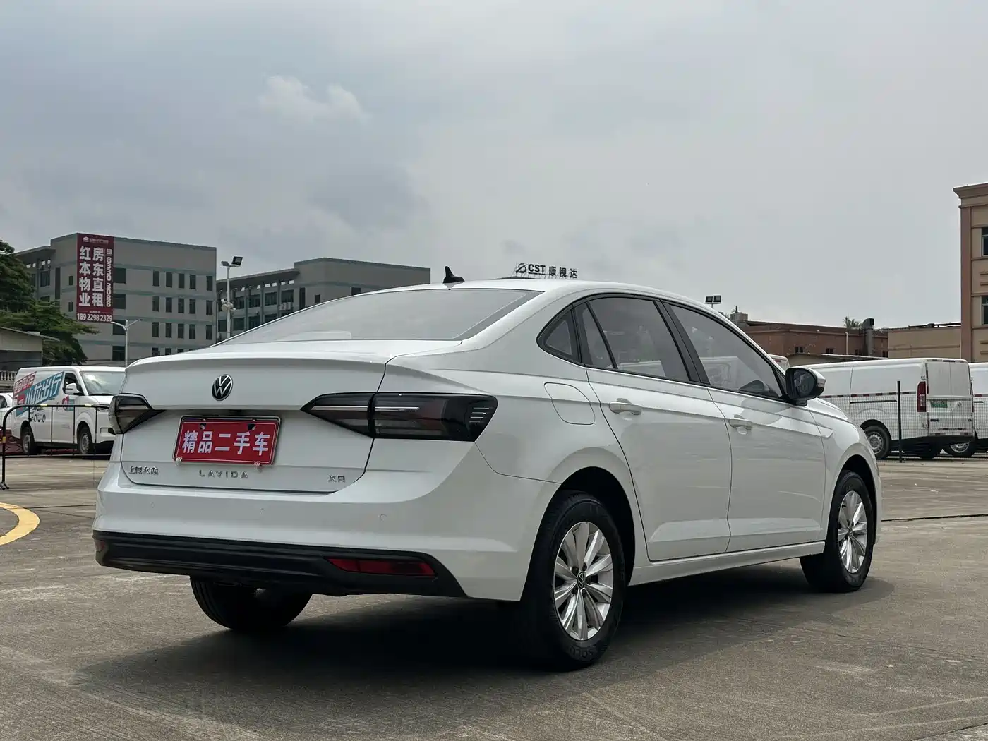 Volkswagen Lavida 2023 New Sharp 1.5L Auto Premium Edition фото 15