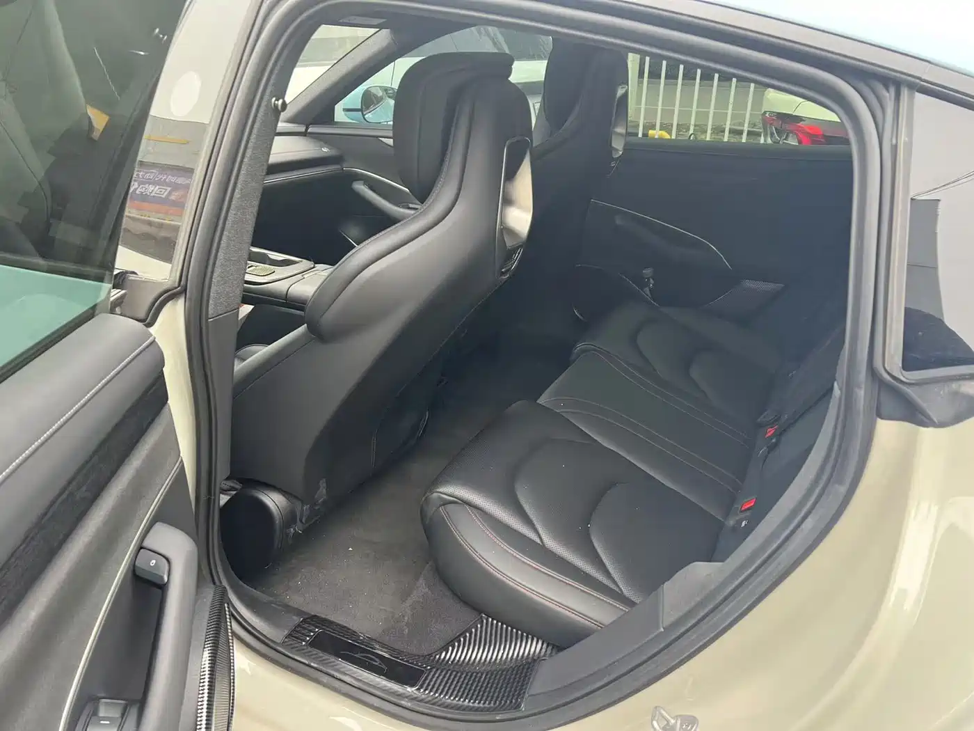 XIAOMI CAR XIAOMI SU7