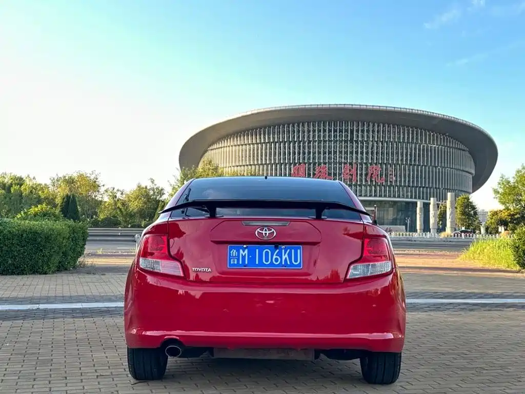Toyota Zelos 2012 2011 2.5L Luxury Edition