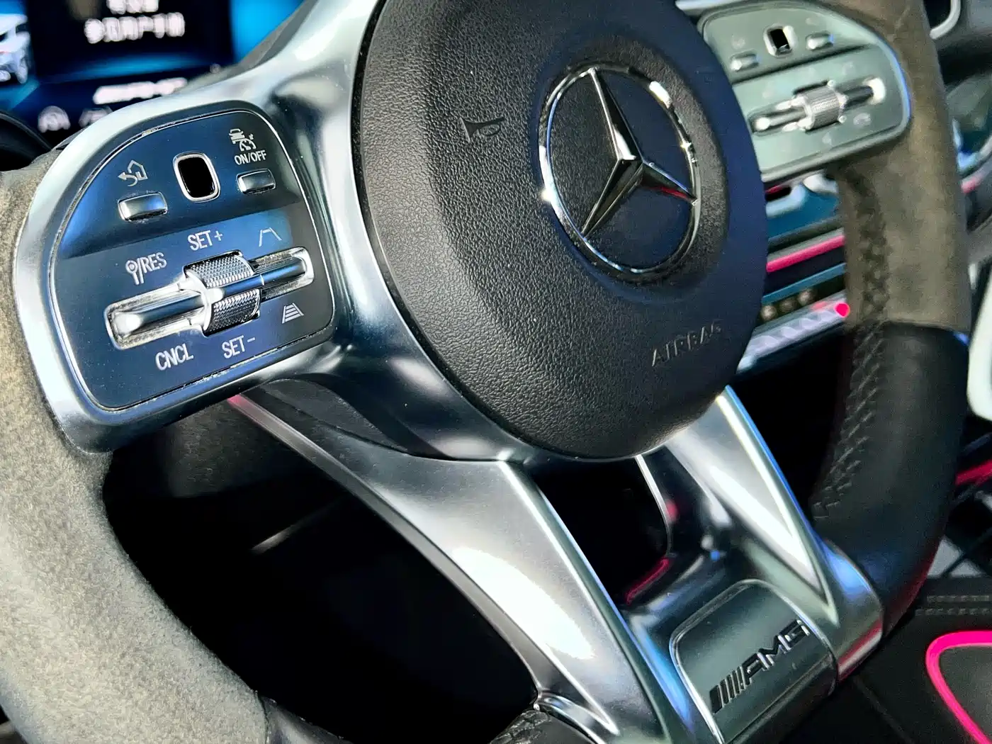 Mercedes-Benz GLE AMG 2023 AMG GLE 53 4MATIC+ фото 18