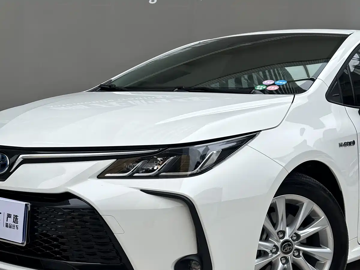 Toyota Corolla 2023 1.8L Smart Hybrid Dual Engine Elite Edition фото 16