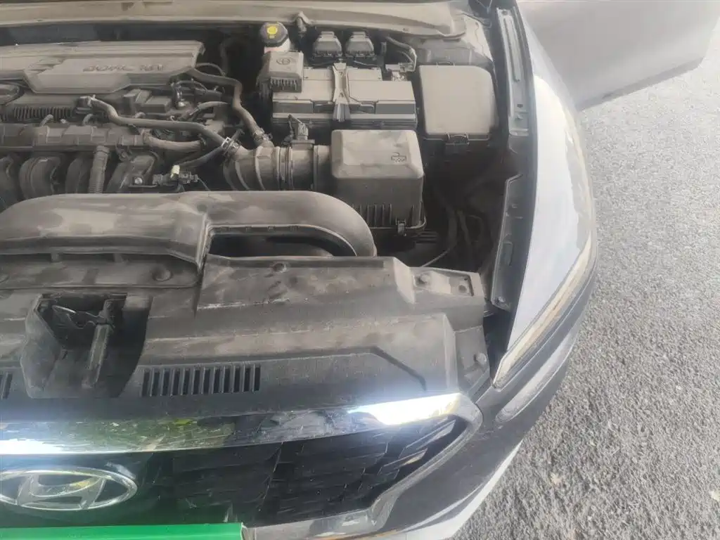 Hyundai Mistra 2021 1.8L CVT LUX Premium фото 22