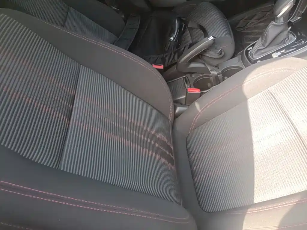 Фото 25 - Buick Encore