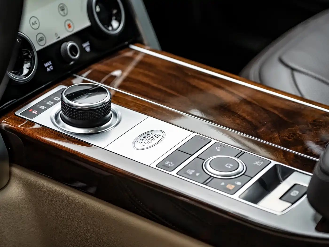LAND ROVER RANGE ROVER