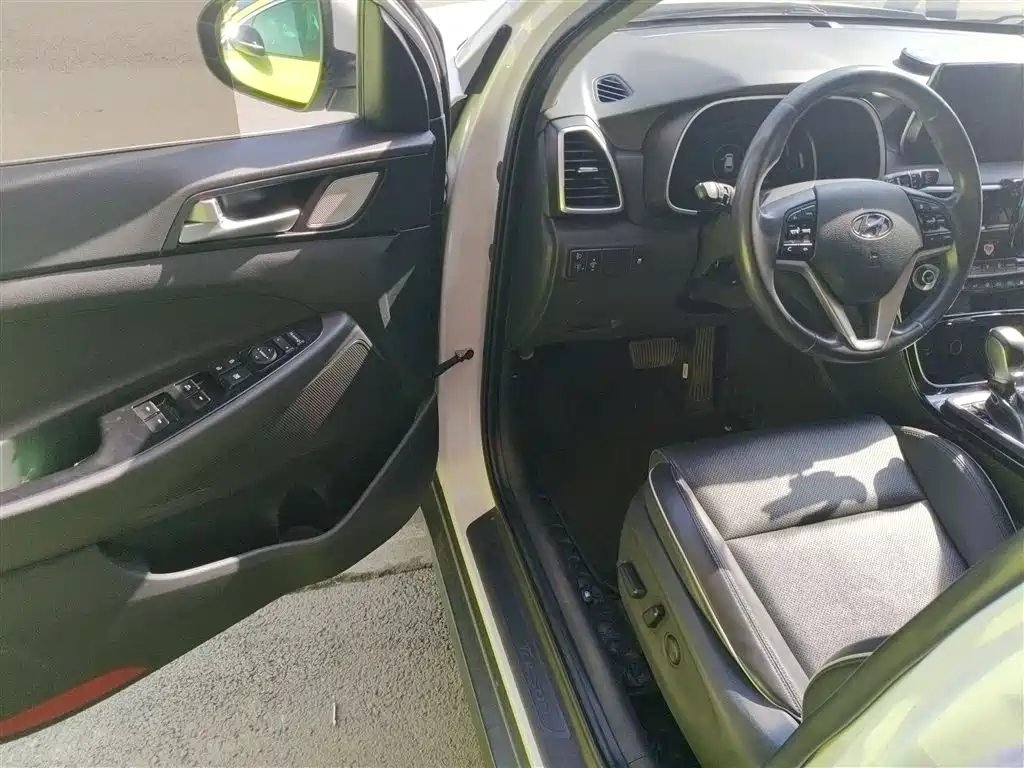 Hyundai Tucson 2019 280TGDi DCT 2WD Smart Connect (China V) фото 12
