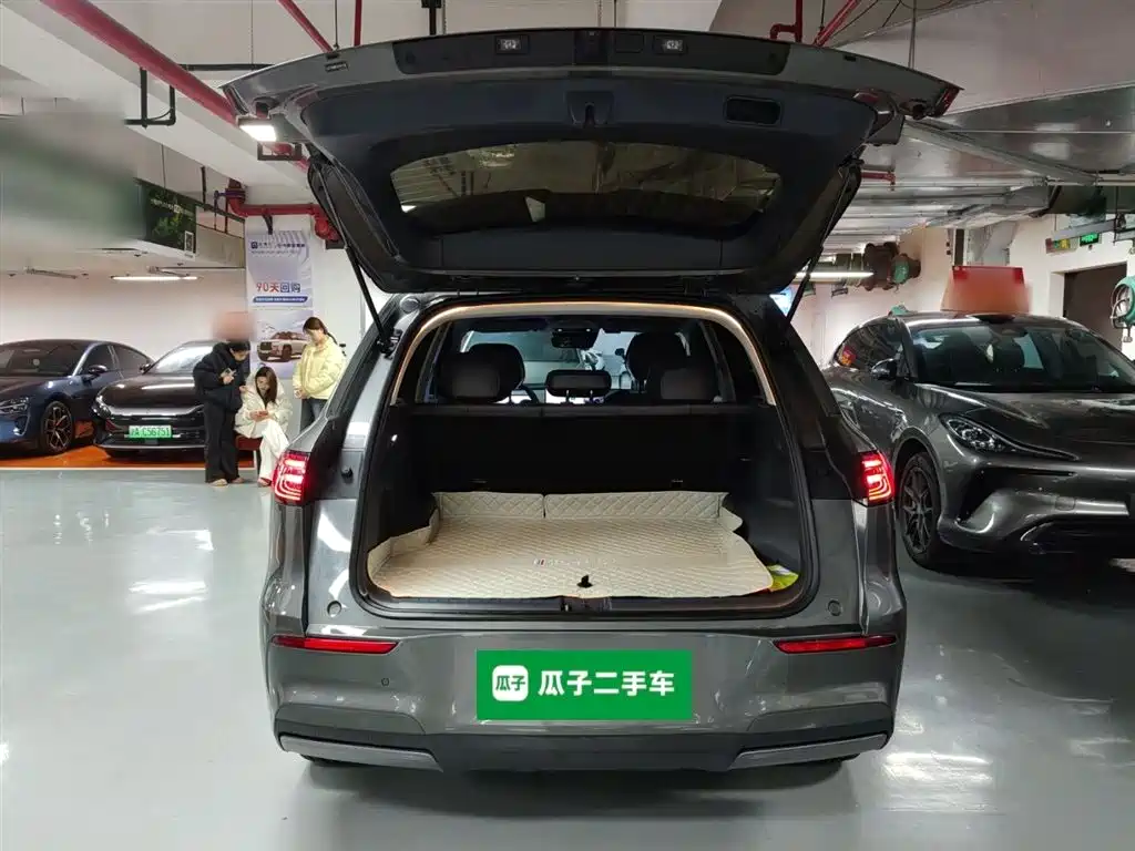 Geely Galaxy Galaxy E5 2024 530km Voyage Edition фото 19