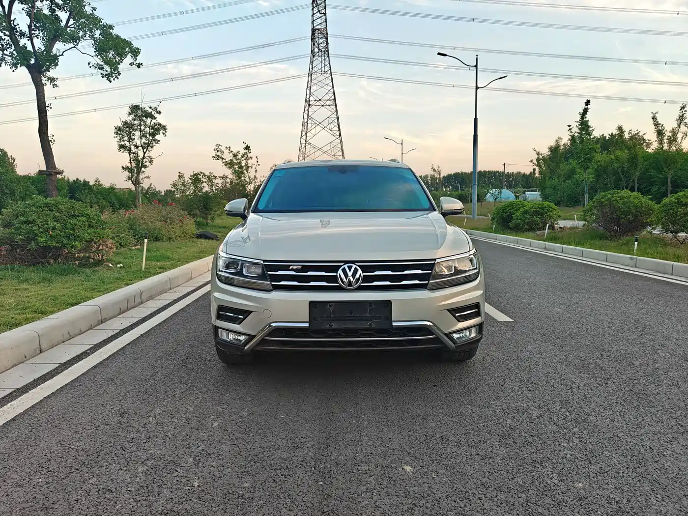 Volkswagen Tiguan L 2020 330TSI Auto 2WD Panorama Comfort China VI фото 2