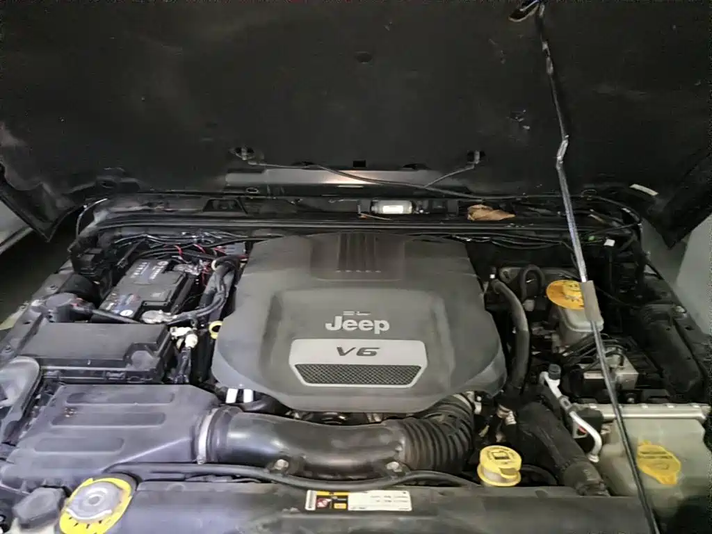 Фото 3 - Jeep Wrangler