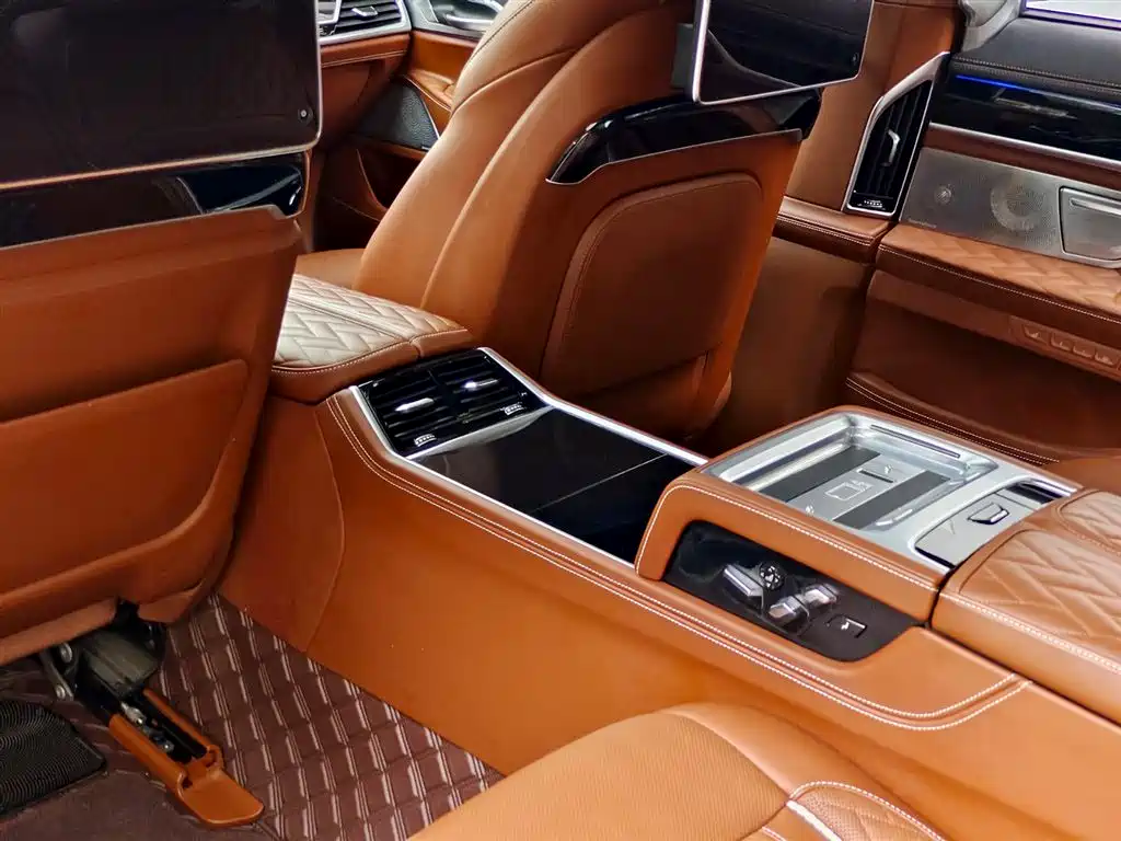 BMW 7 Series 2021 Model 740Li xDrive Executive M Sport Package фото 9