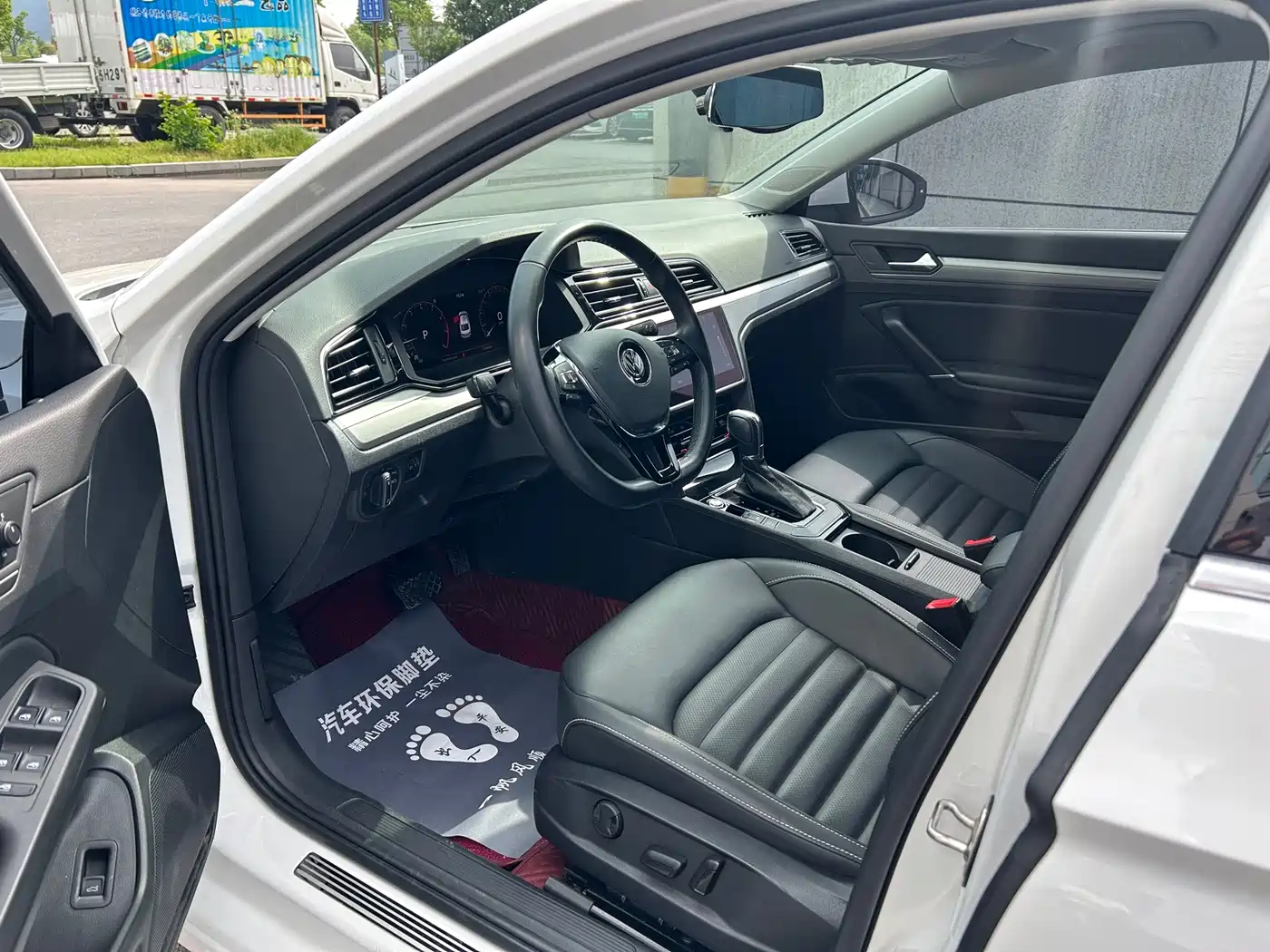 Volkswagen Lamando 2021 Facelift 280TSI DSG Comfort Edition фото 4
