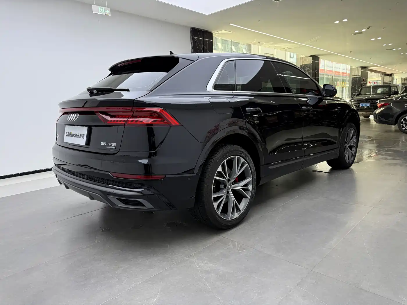 Audi Q8 2019 Model 55 TFSI Premium Dynamic фото 3