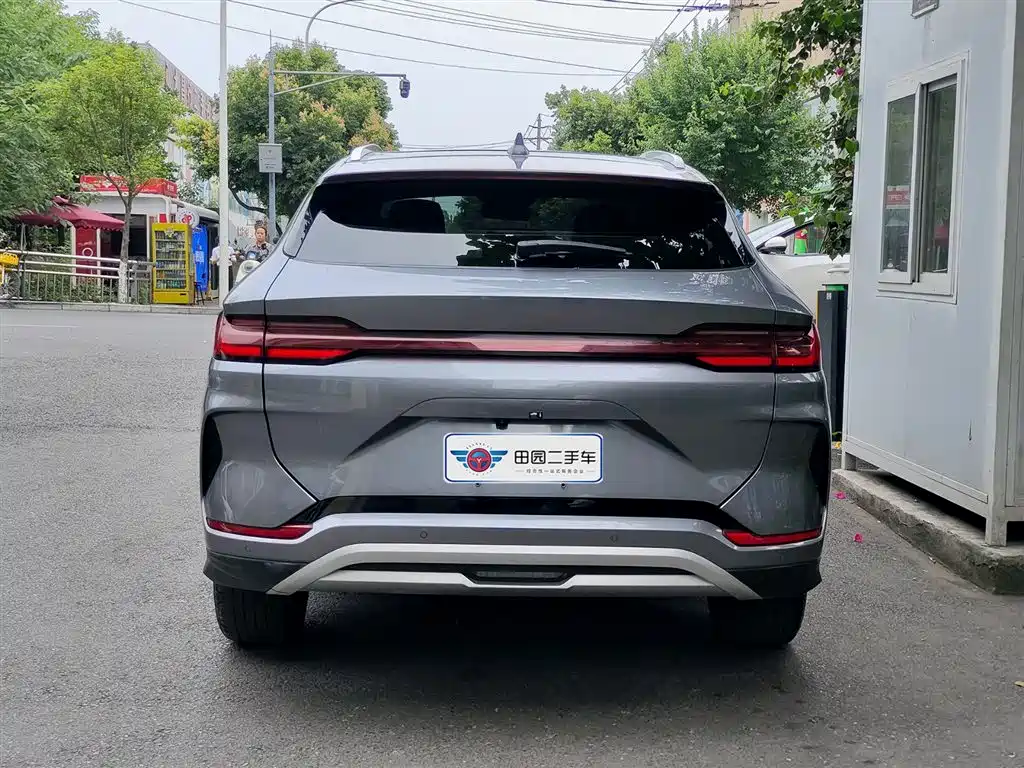 BYD Song PLUS PHEV 2024 Glory Edition DM-i 110km Flagship фото 5