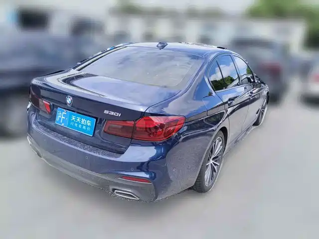 BMW 5 Series (Import) 2020 530i Style Edition M Sport Package — фото 2