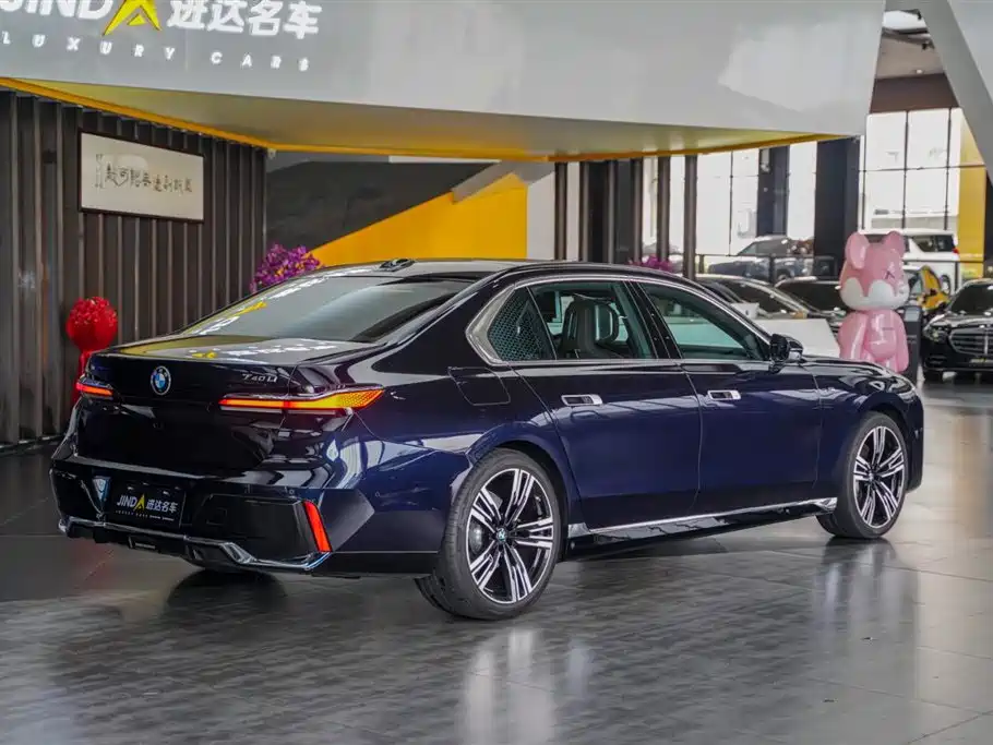 BMW 7 Series 2023 Model 740Li Premium Luxury Package фото 23