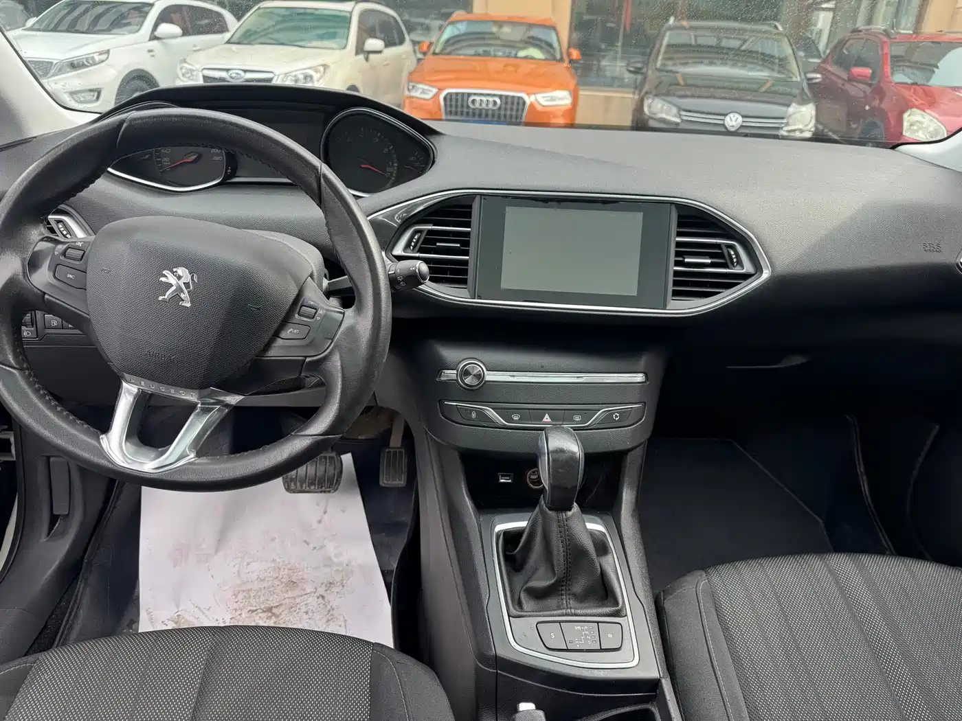 Peugeot 308S 2015 1.2T Auto Dynamic Edition фото 7