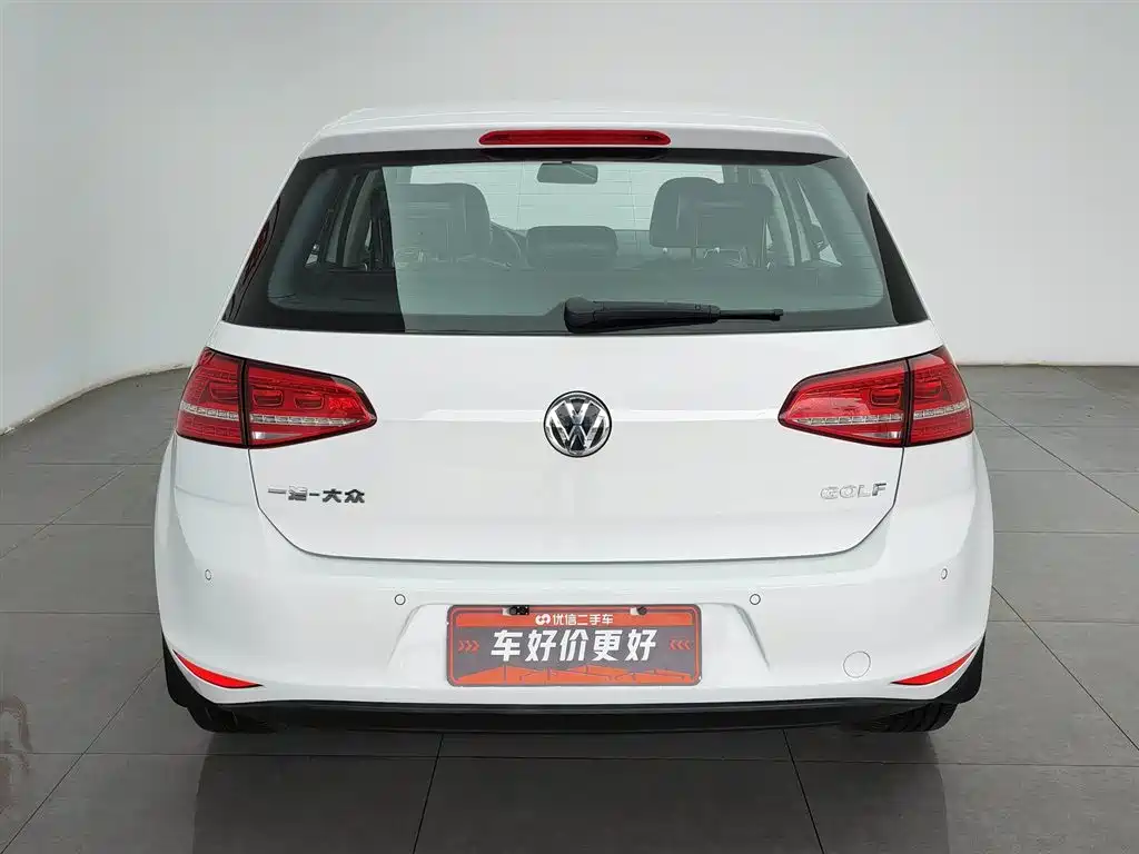 Volkswagen Golf 2015 1.6L Automatic Comfort фото 4