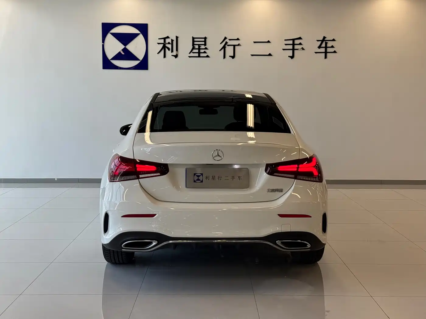 Mercedes-Benz A-Class 2022 A 180 L Sport Sedan фото 5