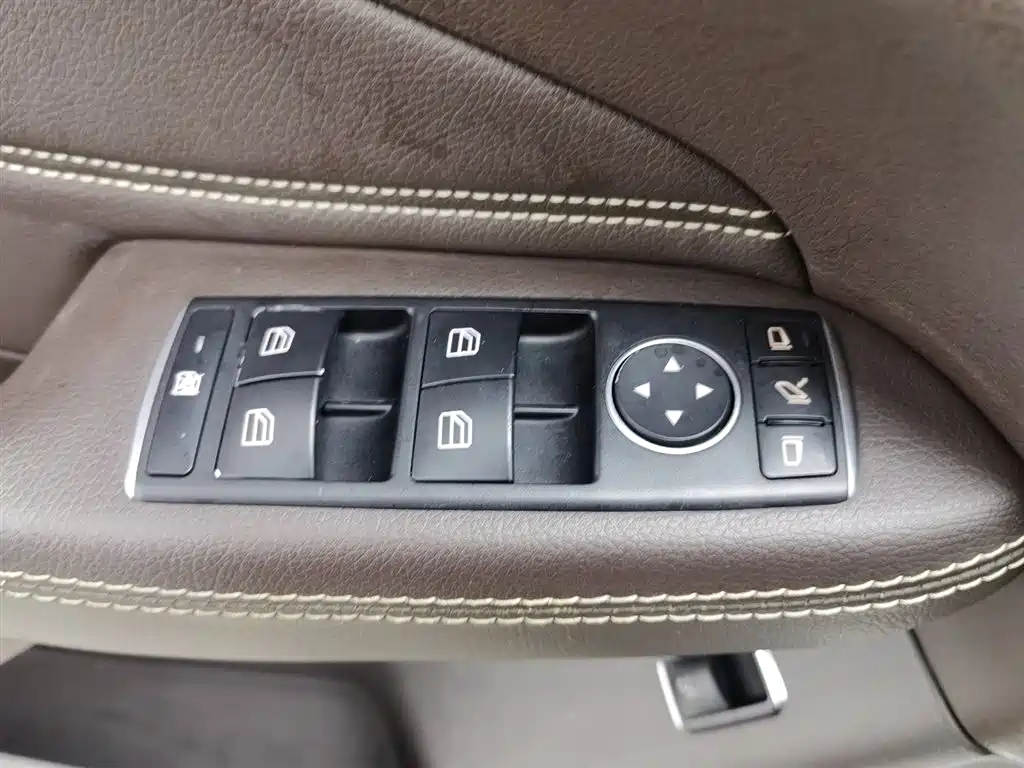 Mercedes-Benz GLE 2017 GLE 320 4MATIC Dynamic фото 9