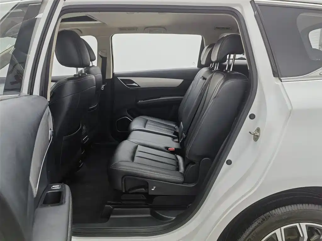 BYD Song MAX 2021 Upgrade 1.5T Automatic Luxury Edition 7-Seater фото 15