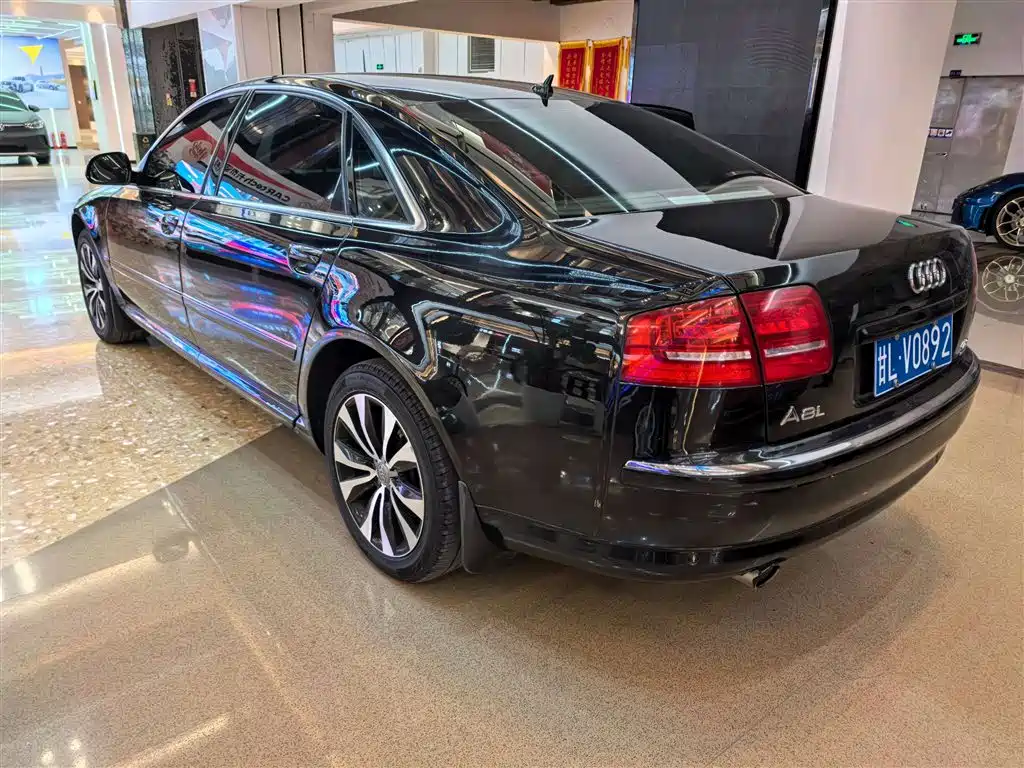 Audi A8 2008 A8L 4.2 FSI Prestige фото 4