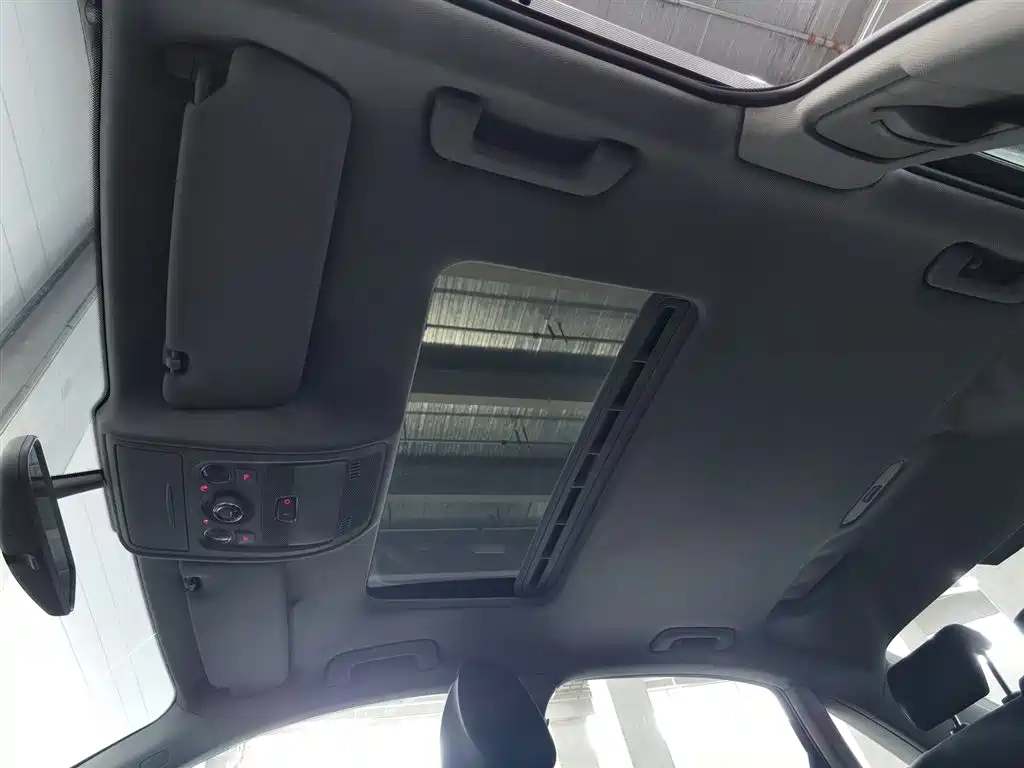 Audi A4L 2013 35 TFSI Automatic Standard фото 14