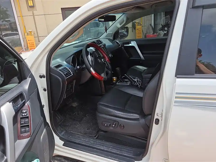 Toyota Prado 2016 3.5L Auto TX-L фото 9