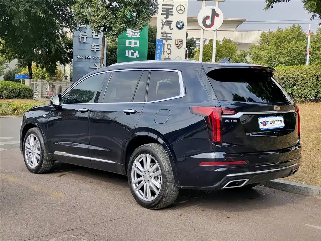 Cadillac XT6 2022 2.0T 6-Seater 4WD Luxury Edition фото 4