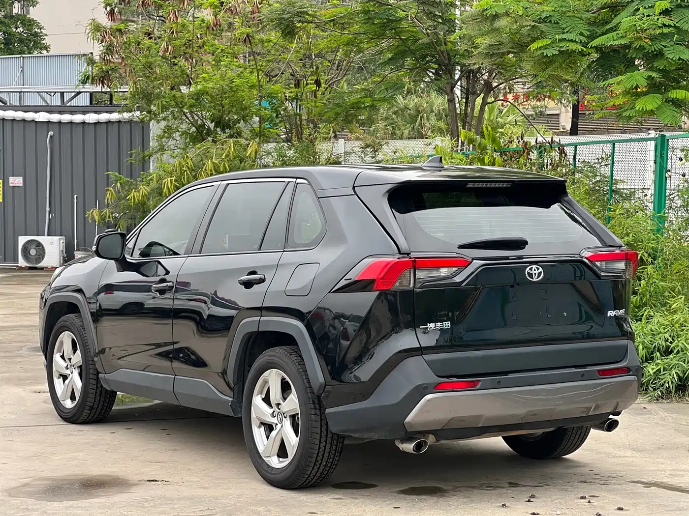 Toyota RAV4 Rongfang 2021 2.0L CVT 2WD Trend фото 8