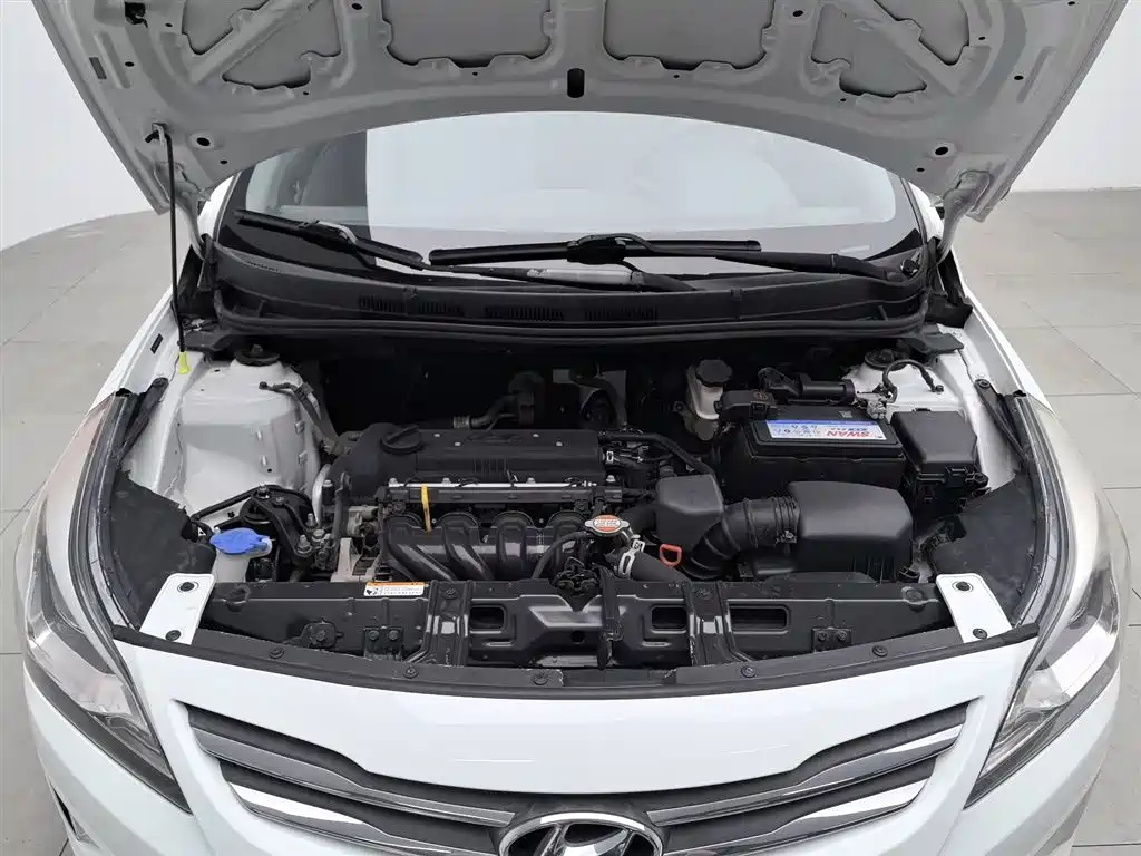 Hyundai Verna 2016 1.4L Automatic Smart GLS фото 6