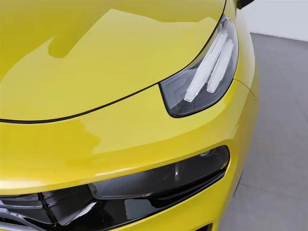 Lynk & Co 03 2021 03+ 2.0TD Auto Wind Rider Edition фото 7