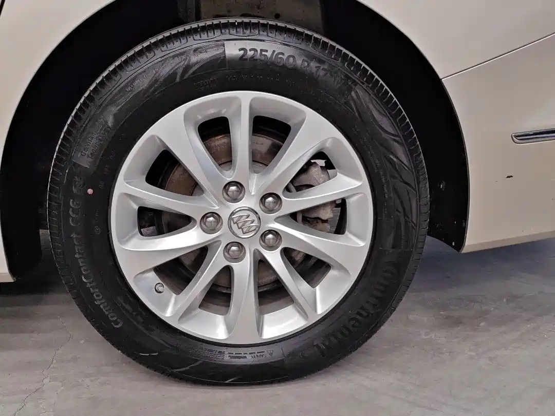 Buick GL8 2018 ES 28T Comfort Type China VI фото 7