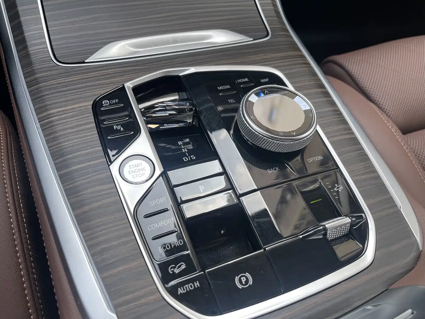 BMW X7 2023 xDrive40i Leading Luxury Package фото 16