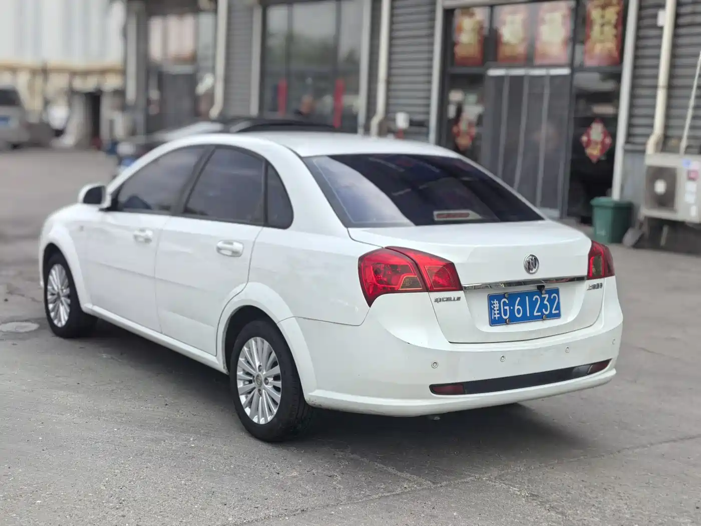 Buick Excelle 2013 1.5L Manual Exclusive фото 6