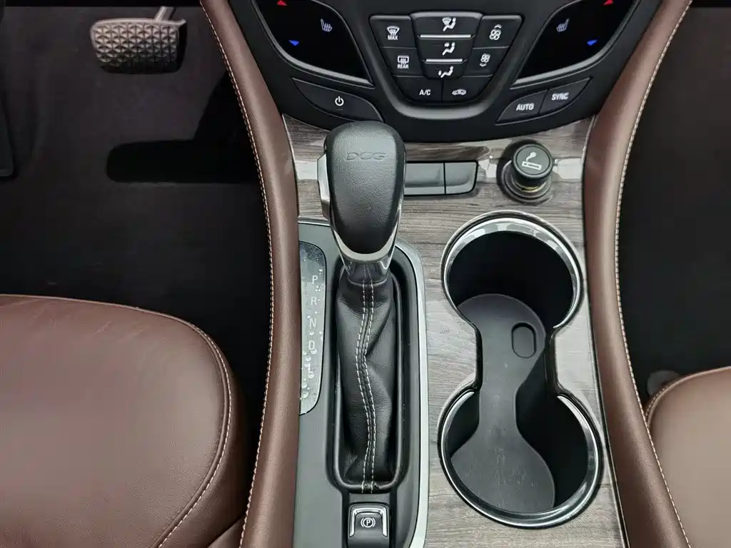 Buick Envision Plus 2016 20T 4WD Luxury фото 13
