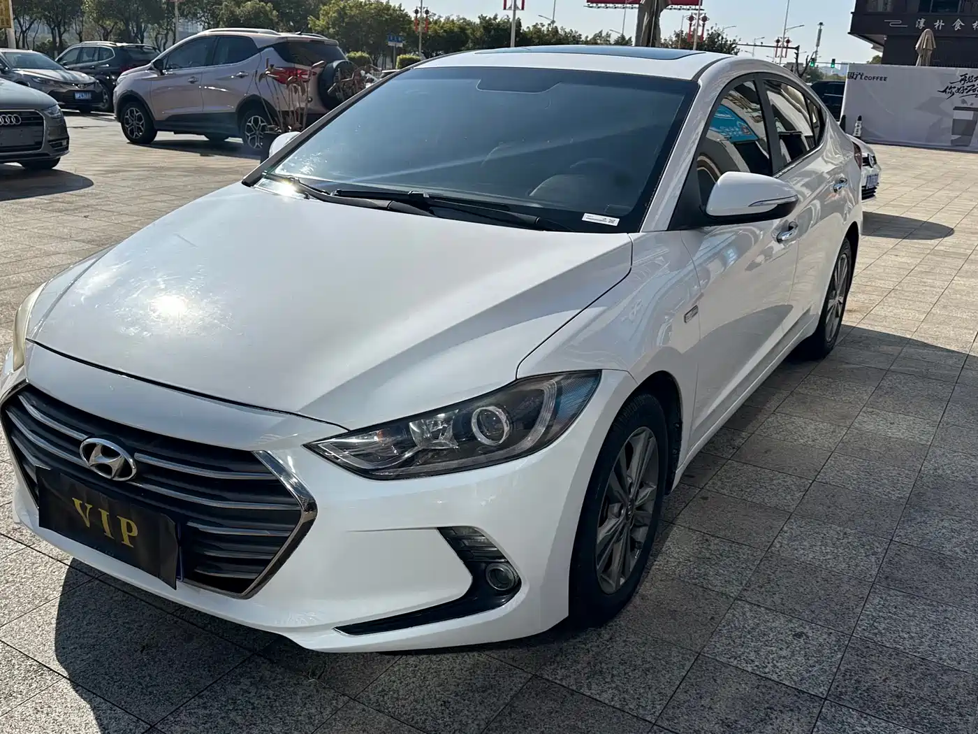 Hyundai Elantra 2016 1.4T DCT Dynamic·Vitality фото 3