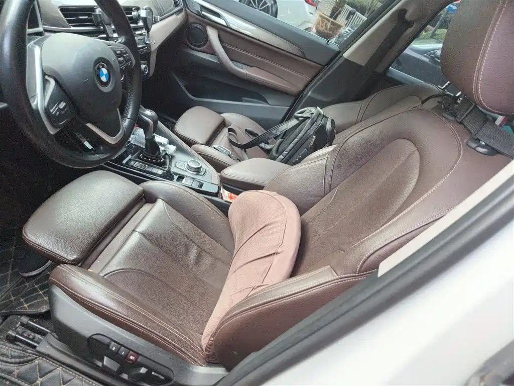 BMW X1 2019 xDrive20Li Premium Model фото 11