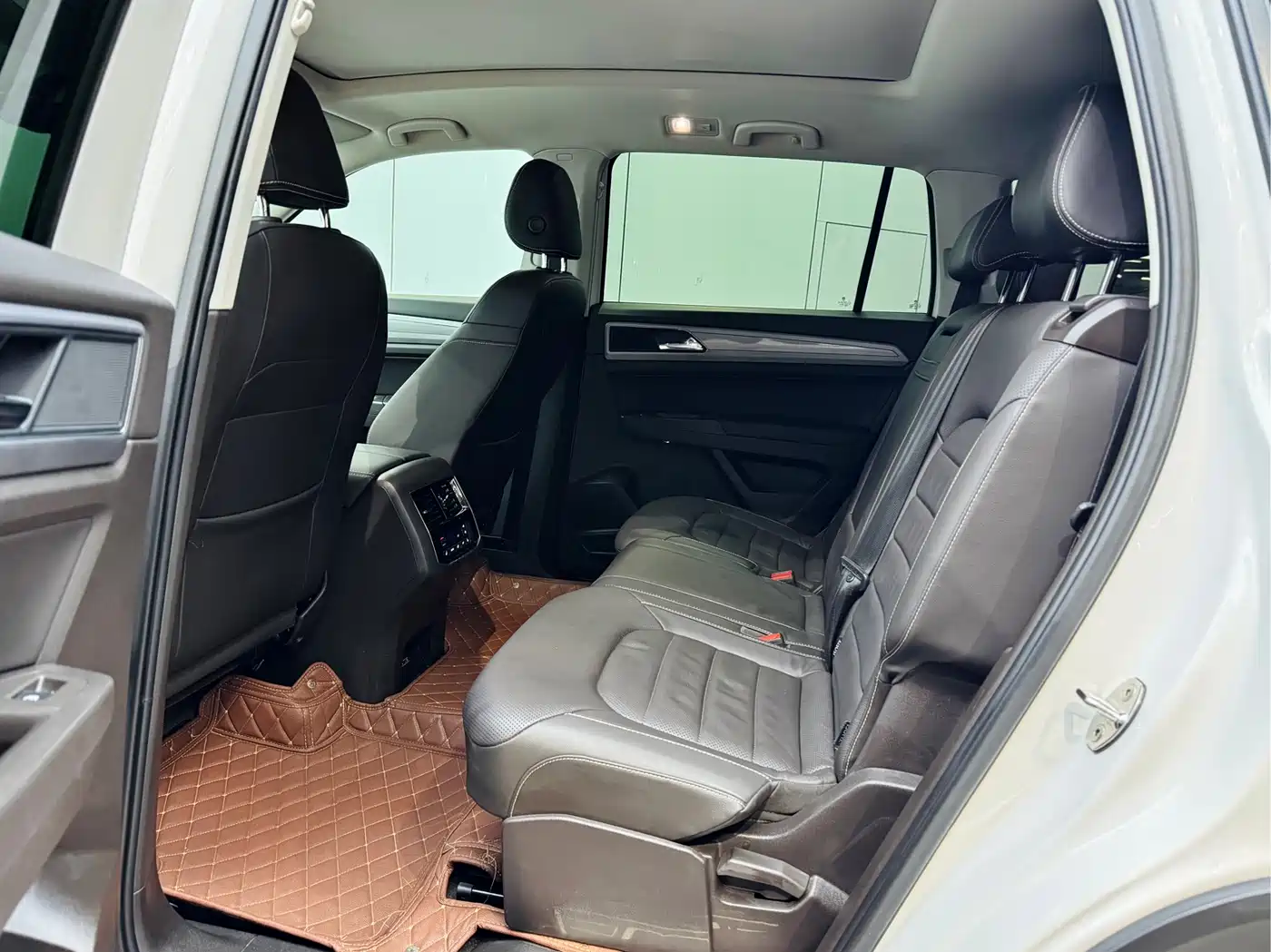 Volkswagen Teramont 2017 330TSI 2WD Luxury фото 10
