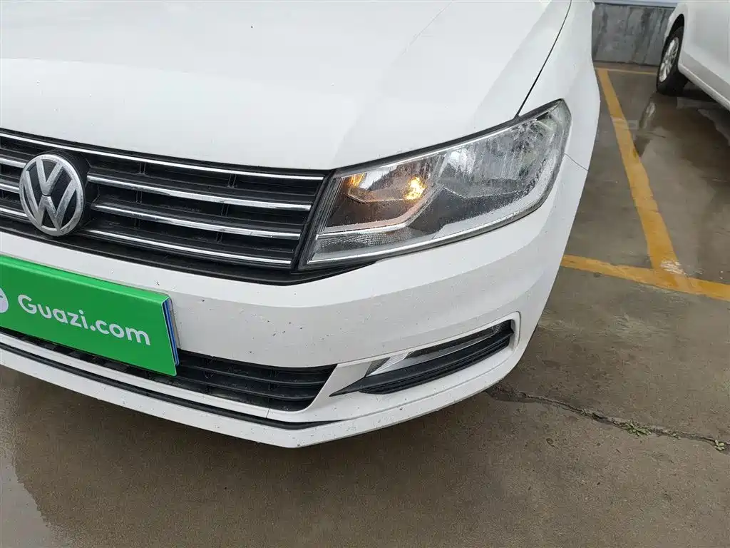 Volkswagen Santana 2016 1.6L Automatic Comfort Edition фото 18