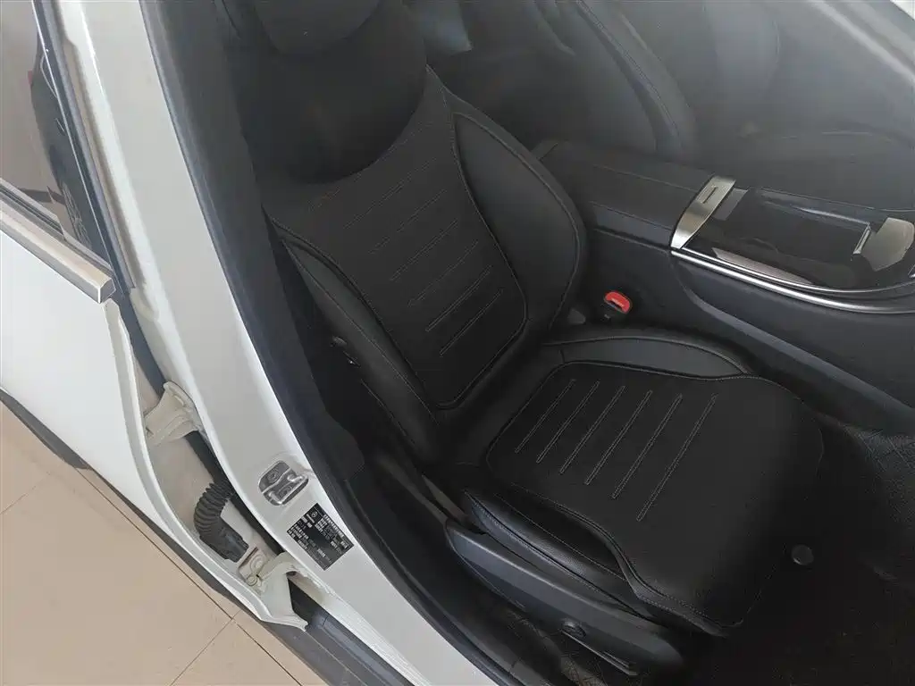 Mercedes-Benz GLC 2023 GLC 260 L 4MATIC Luxury 5-Seater фото 20