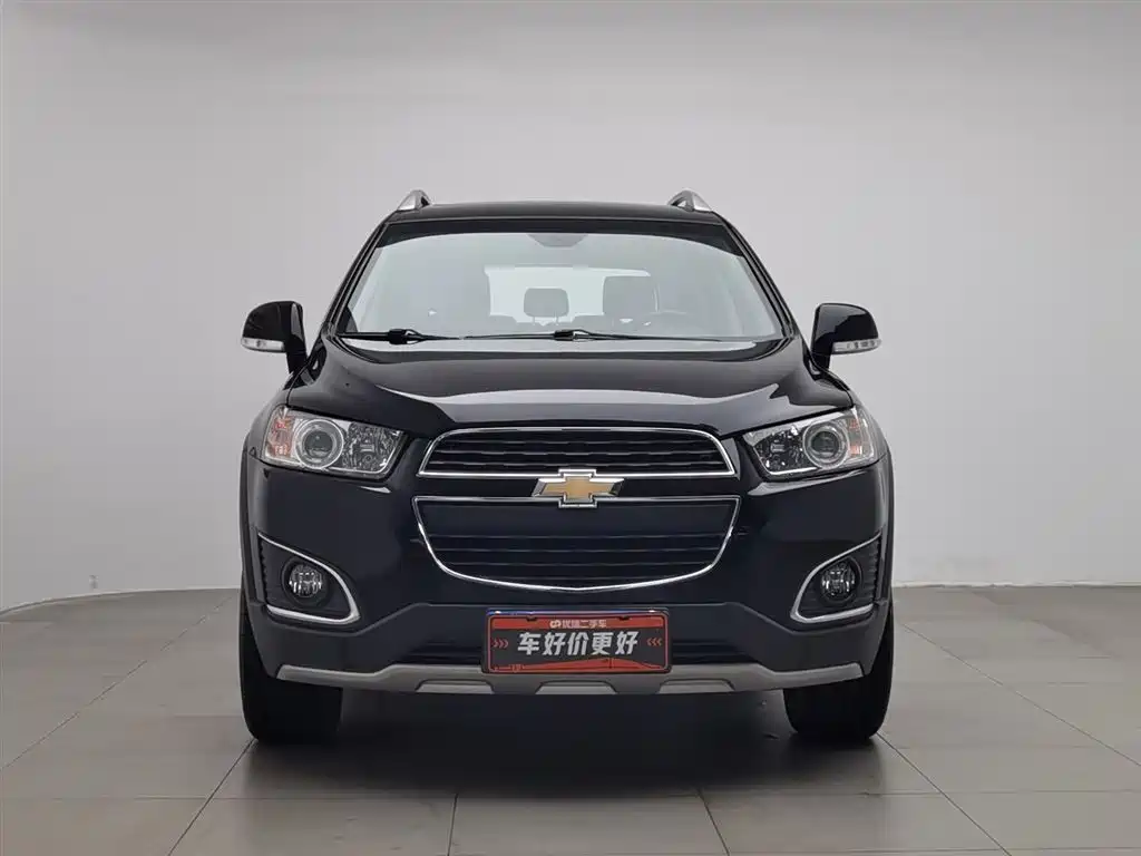 Chevrolet Captiva 2017 2.4L 2WD Luxury Edition 7-Seater фото 3