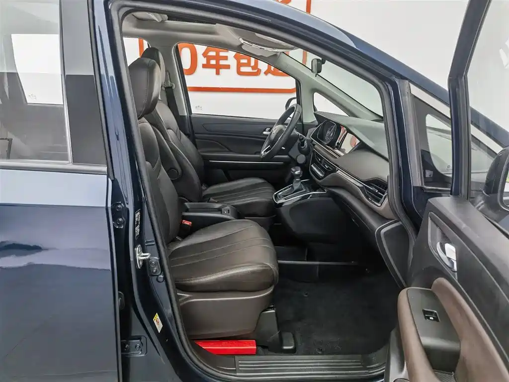 GAC Trumpchi Trumpchi M6 2019 270T DCT Luxury Edition (7-seater) (China VI) фото 23