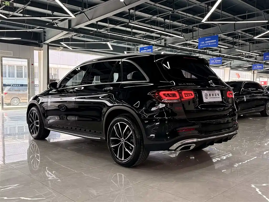 Mercedes-Benz GLC 2022 Facelift II GLC 260 L 4MATIC Luxury фото 24